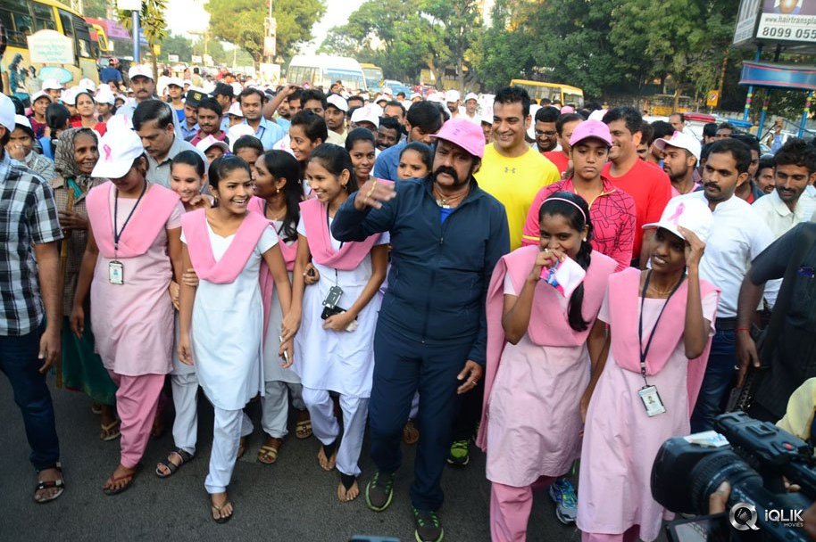 Celebs-At-Breast-Cancer-Awareness-Walk